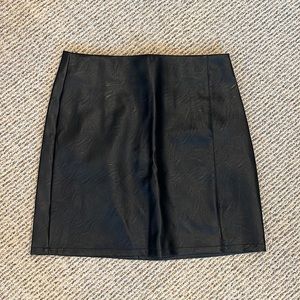 Never worn Top Shop Faux Leather Skirt with Slit